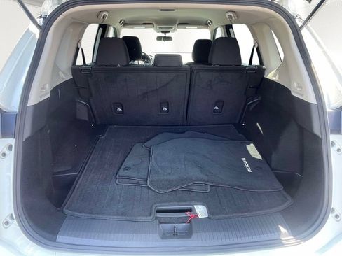Certified 2026 Nissan Rogue S FWD image 9