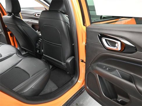 New 2026 Jeep Compass Latitude image 19