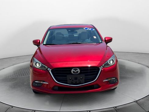 Used 2018 MAZDA MAZDA3 Grand Touring FWD image 2