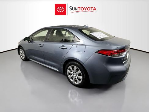 Used 2022 Toyota Corolla LE image 6