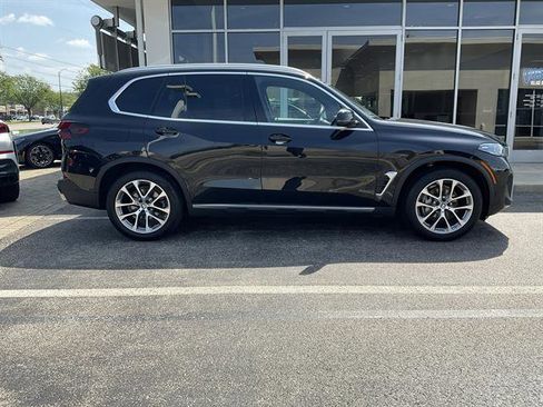 Certified 2024 BMW X5 xDrive40i w/ Premium Package AWD/4WD image 7