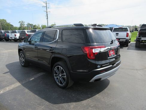 Used 2021 GMC Acadia SLT w/ Preferred Package FWD image 8
