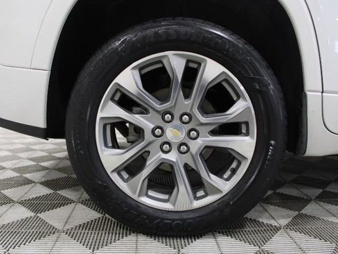 Used 2018 Chevrolet Traverse Premier AWD/4WD image 48