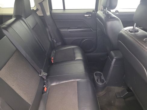 Used 2017 Jeep Patriot 75th Anniversary w/ Power Value Group FWD image 19