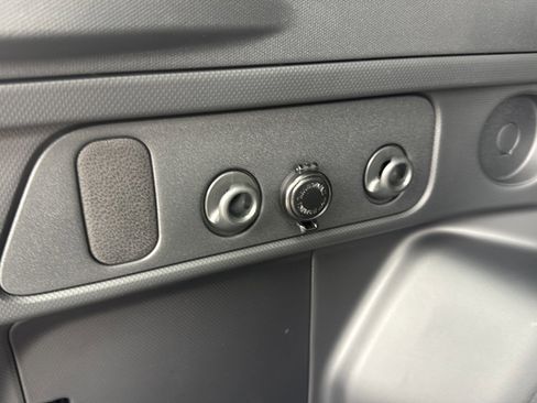 Certified 2025 Subaru Forester Sport image 24