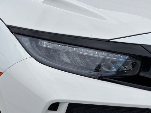 Used 2018 Honda Civic Type R image 10