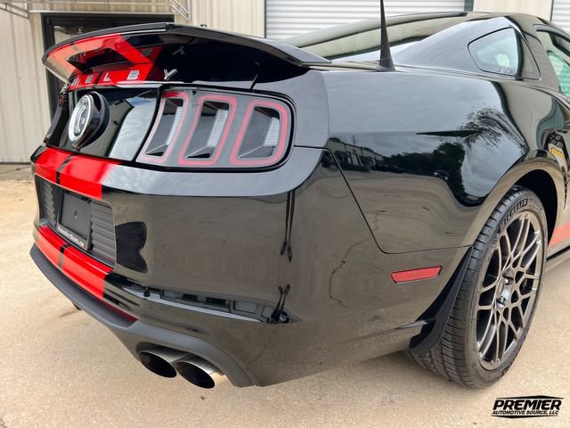 Used 2013 Ford Mustang Shelby GT500 RWD image 48