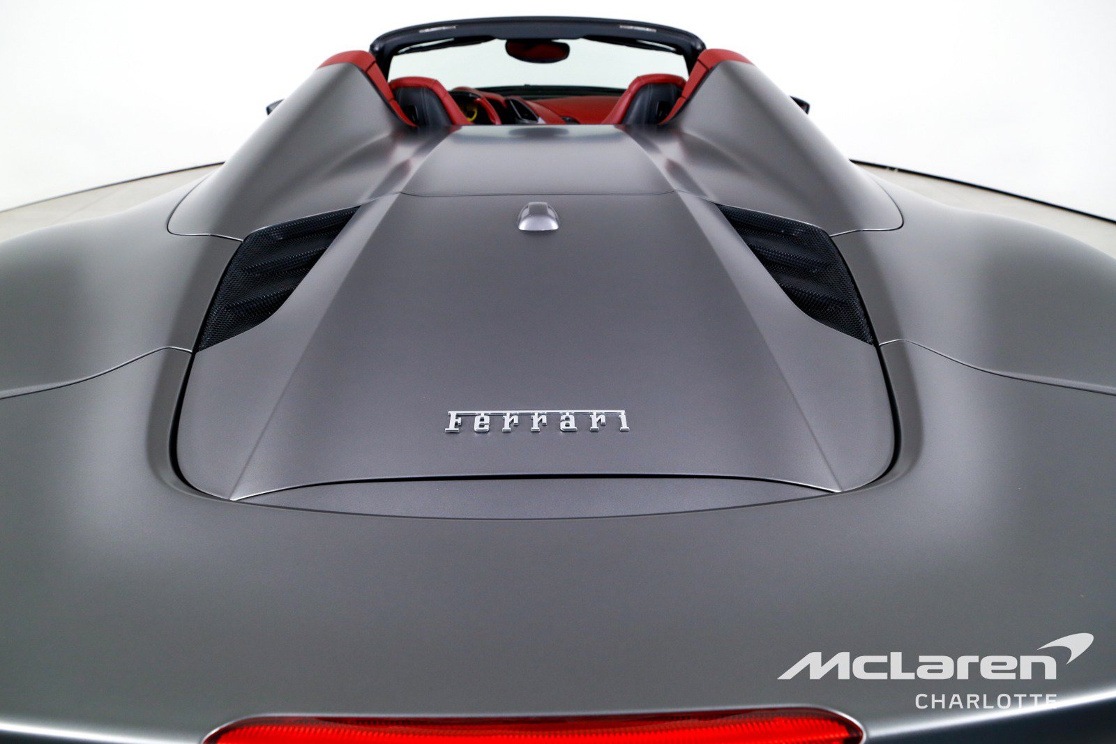 Used 2018 Ferrari 488 Spider RWD image 27