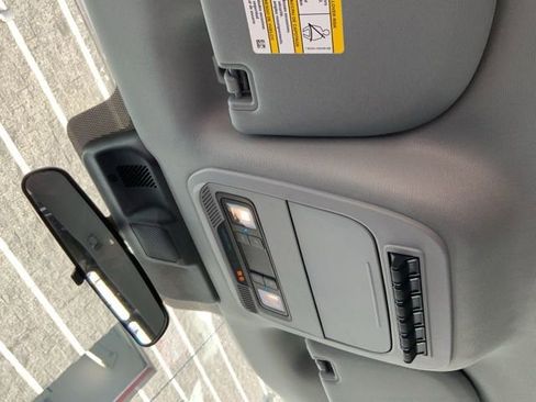 New 2025 Ford F550 4x4 Regular Cab Super Duty image 18