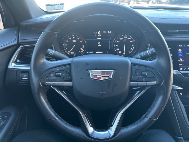Used 2022 Cadillac XT6 Premium Luxury w/ Technology Package FWD image 16