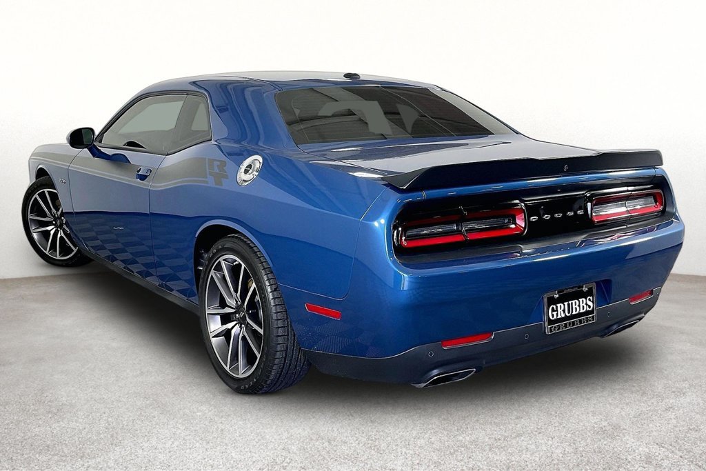 Used 2023 Dodge Challenger R/T RWD image 14