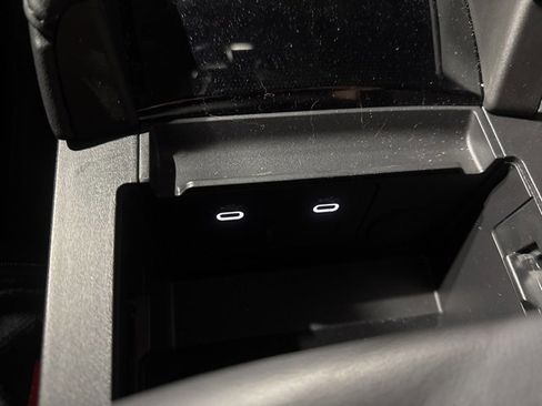 Used 2024 MAZDA MAZDA3 Hatchback w/Premium Plus Pkg image 22