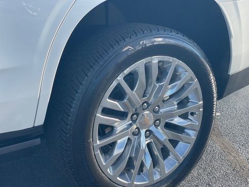 Used 2025 Chevrolet Tahoe High Country w/ LPO, Illumination Package image 31