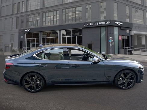 Used 2023 Genesis G70 2.0T w/ Sport Prestige Package AWD/4WD image 6