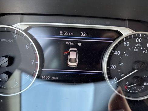 Certified 2025 Nissan Sentra SV image 3