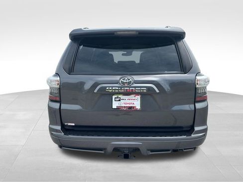 Used 2022 Toyota 4Runner TRD Sport w/ Technology Package AWD/4WD image 4