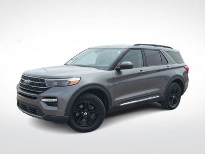 Certified 2024 Ford Explorer XLT w/ Equipment Group 202A