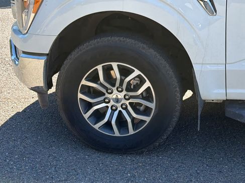 Used 2022 Ford F150 Lariat w/ Equipment Group 501A Mid AWD/4WD image 9