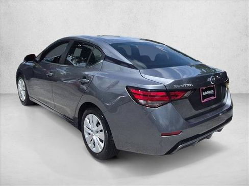 Certified 2023 Nissan Sentra S FWD image 8