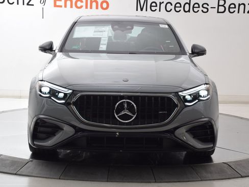 New 2026 Mercedes-Benz E 53 AMG e 4MATIC Sedan image 9
