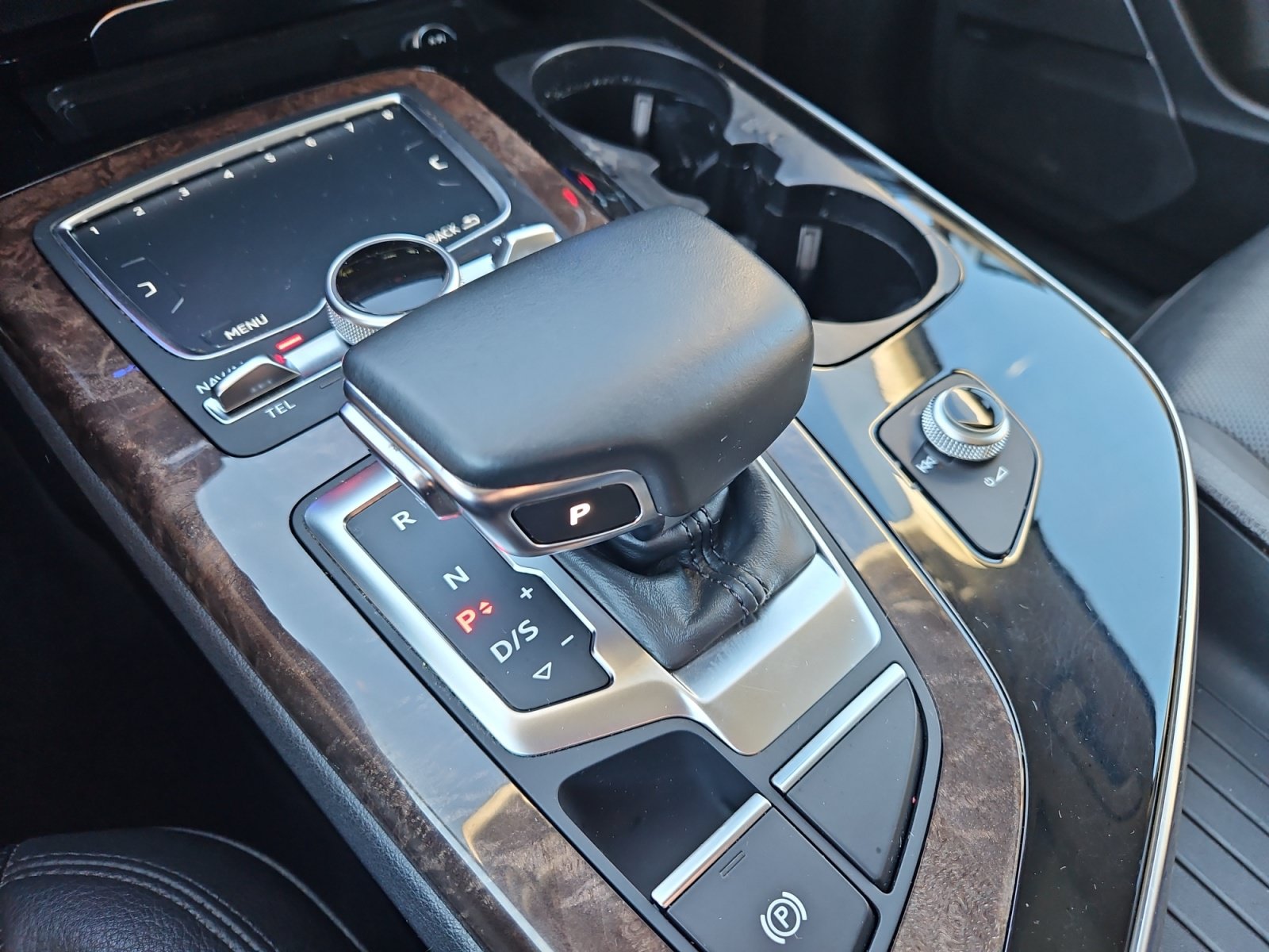 Used 2018 Audi Q7 3.0T Prestige AWD/4WD image 27