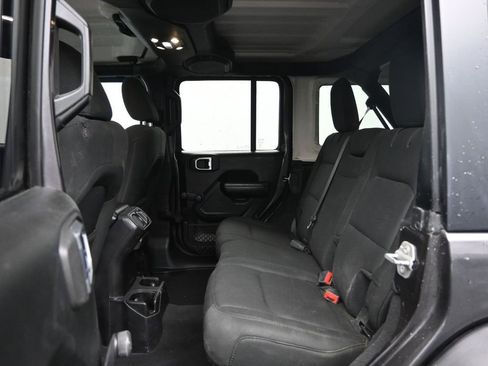 Used 2020 Jeep Wrangler Unlimited Sport image 16