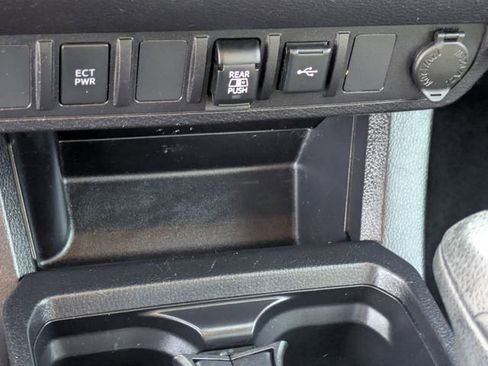 Used 2020 Toyota Tacoma SR5 image 16