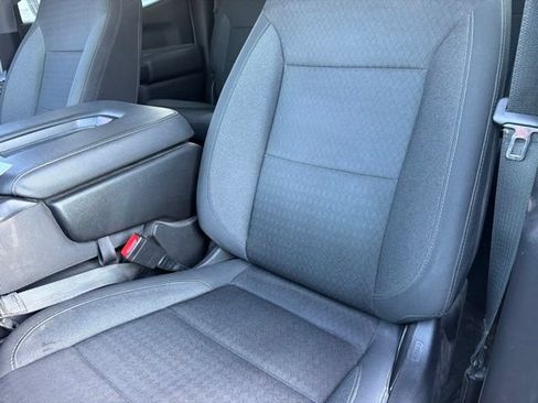 Used 2023 Chevrolet Silverado 1500 Custom AWD/4WD image 9