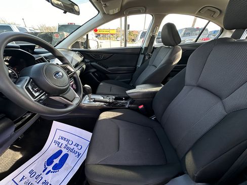 Used 2019 Subaru Impreza 2.0i image 10