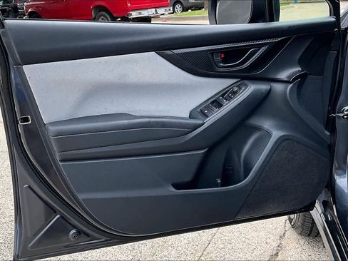 Used 2018 Subaru Crosstrek 2.0i image 21