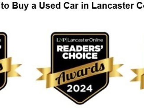 Used 2024 Nissan Versa SV w/ Trunk Package image 3