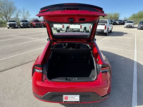Certified 2024 Toyota Prius LE FWD image 19