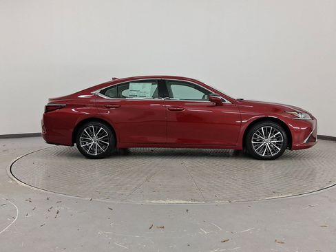 New 2025 Lexus ES 350 w/ Premium Package image 8