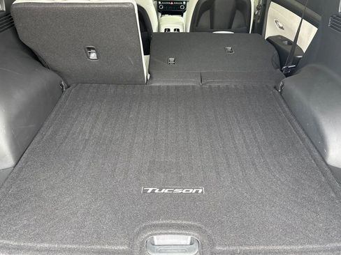 Used 2025 Hyundai Tucson SEL image 12