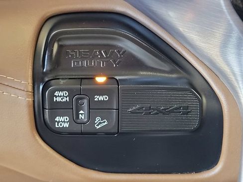 Used 2021 RAM 2500 Limited AWD/4WD image 15