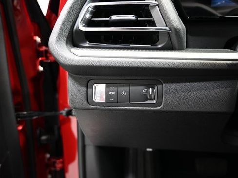 New 2026 Chevrolet Traverse LT w/ Driver Confidence Package image 22