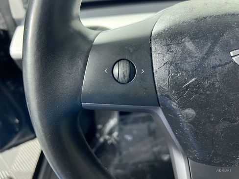 Used 2018 Tesla Model 3 Long Range image 16