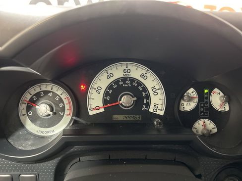 Used 2008 Toyota FJ Cruiser Base image 28