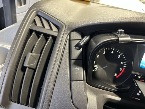 Used 2016 Ford Transit 150 XLT image 23