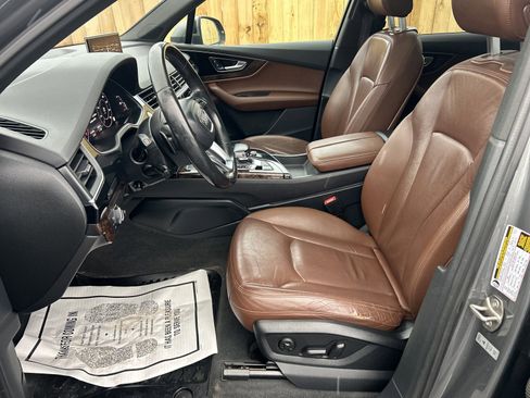 Used 2017 Audi Q7 3.0T Premium Plus w/ Premium Plus Package image 15