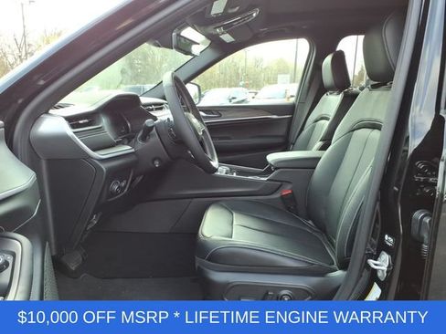 New 2026 Jeep Grand Cherokee Limited AWD/4WD image 13