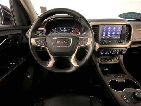 Used 2023 GMC Acadia Denali FWD image 5