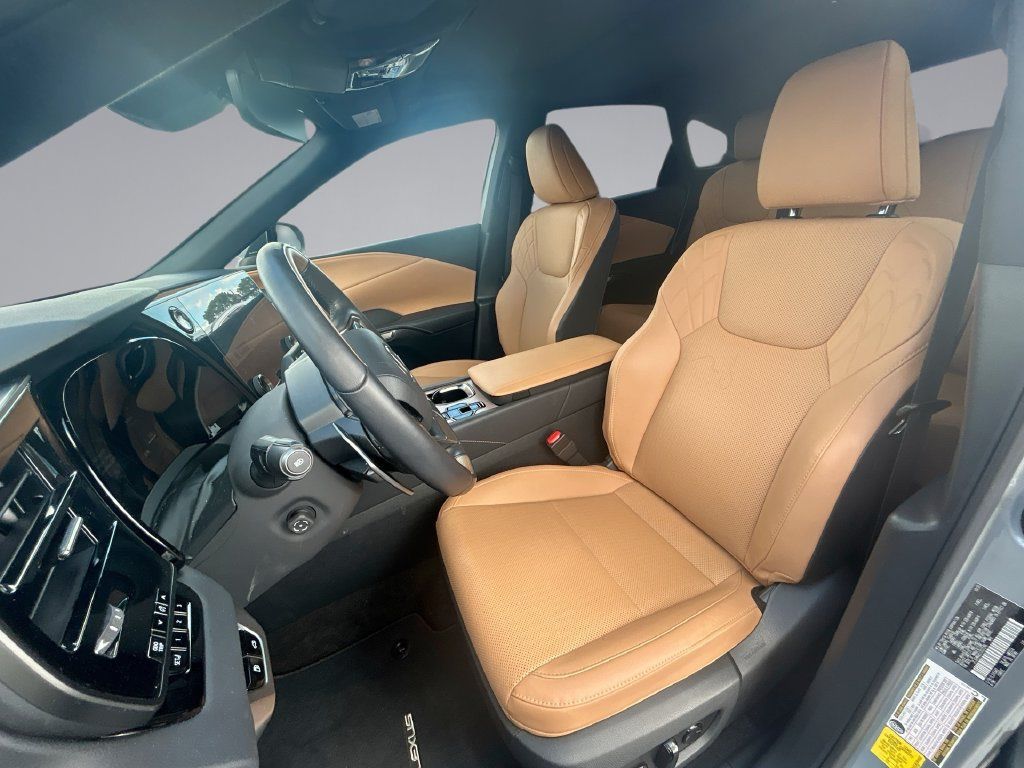 Used 2026 Lexus RX 350 Premium w/ Accessory Package (Z1) FWD image 25