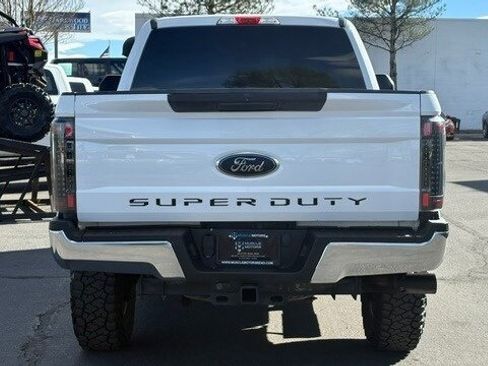 Used 2019 Ford F250 XLT w/ Snow Plow Prep Package image 12