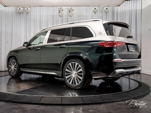 Used 2024 Mercedes-Benz Maybach GLS 600 4MATIC image 12