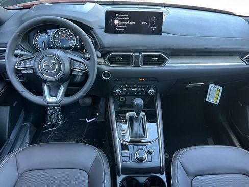New 2025 MAZDA CX-5 Signature image 11