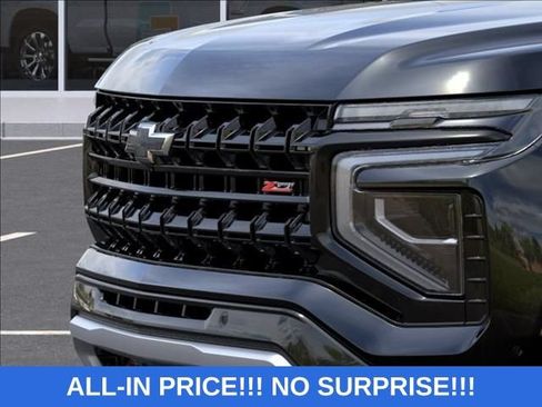 New 2026 Chevrolet Suburban Z71 w/ Comfort Package AWD/4WD image 13