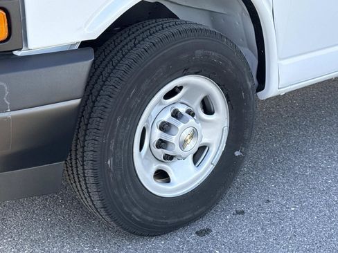 New 2025 Chevrolet Express 2500 w/ Driver Convenience Package image 18