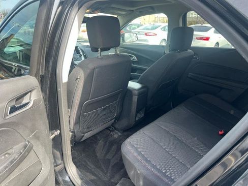 Used 2017 Chevrolet Equinox LT image 13