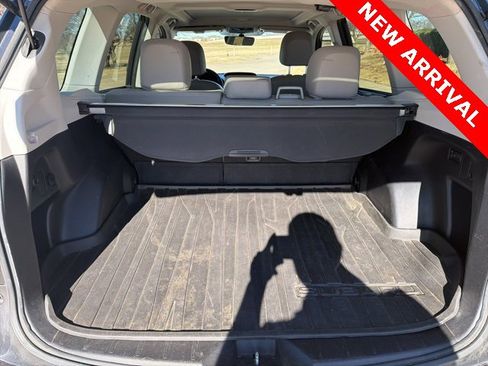 Used 2017 Subaru Forester 2.5i Limited image 25